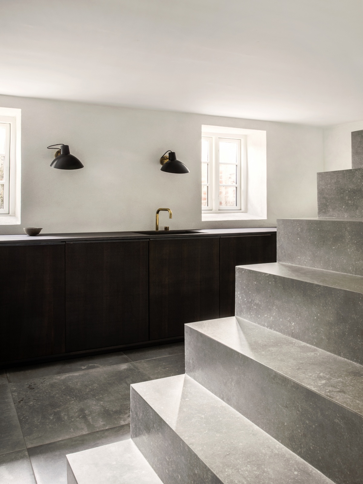 SURFACE kitchen in smoked oak